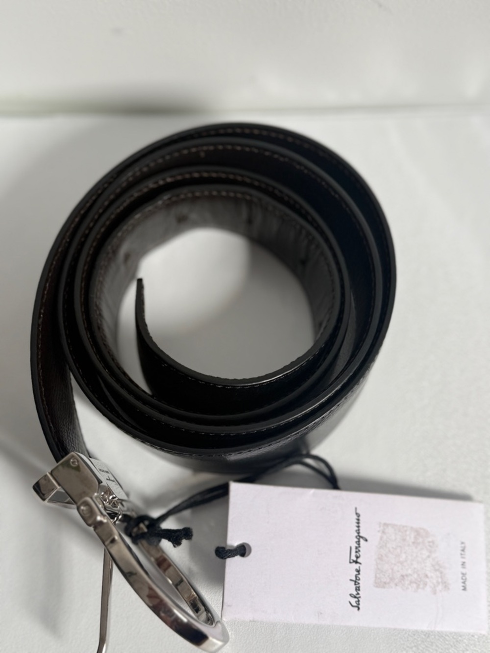 Salvatore Ferragamo Black Leather Belt with Silver Gancini Buckle - Picture 4 of 16